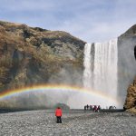 Skogafoss waterval met regenboog